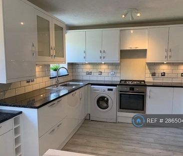 6 bedroom detached house to rent - Photo 6