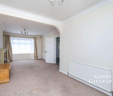 The Furrows, Harefield, Uxbridge, UB9 - Photo 3