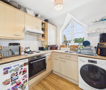 2 bedroom apartment to rent - Photo 6