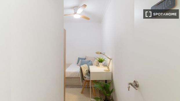 barcelona, Catalonia 08025 - Photo 1