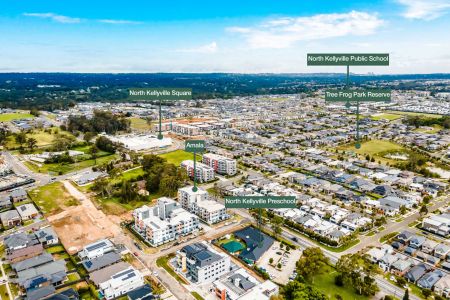 Oversized Apartment with Study - Photo 5