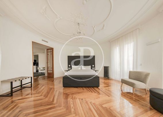 Flat for rent in Sol (Madrid) - Photo 1