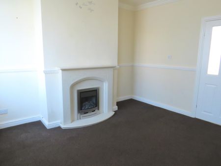 North Road, Chesterfield - Photo 2