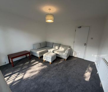 4 bedroom townhouse to rent - Photo 2