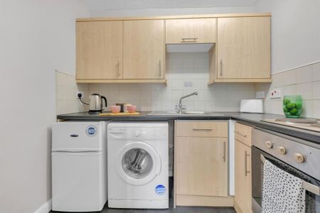 1 bedroom flat to rent - Photo 5