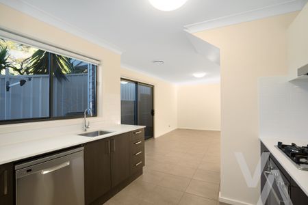 9/104-106 Bailey Street, Adamstown NSW 2289 - Townhouse For Rent | Domain - Photo 4