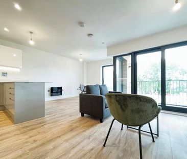 1 bedroom flat to rent - Photo 2