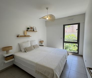 Location Appartement 3 pièces 68m² MARSEILLE 7ème - Photo 4