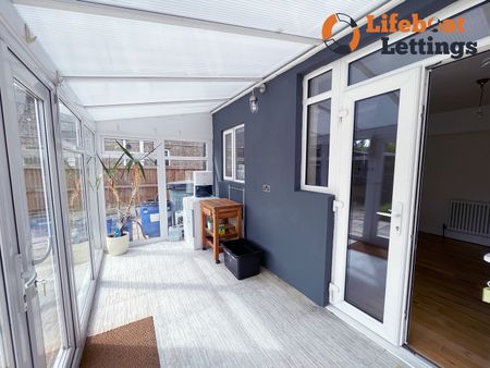 Sandwich Road, Dover - Photo 3