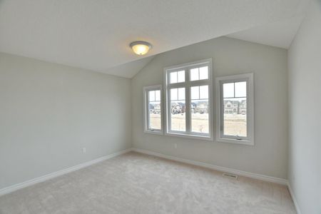 For Lease - 16 Mclean Avenue, Collingwood, Ontario - Photo 5