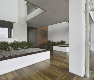 Hammersley Road, Canning Town - Photo 3