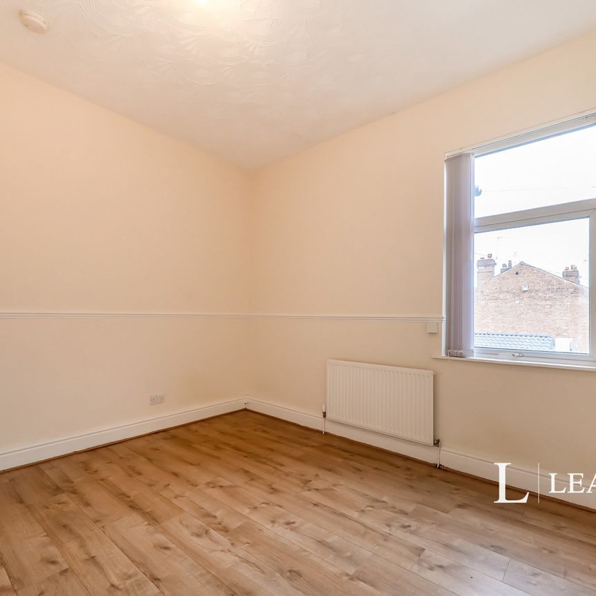 4 bedroom house to rent Padgate Lane, WA1 - Photo 1