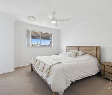 🌿 MODERN TOWNHOUSE IN A QUIET COOMERA POCKET 🌿 - Photo 3