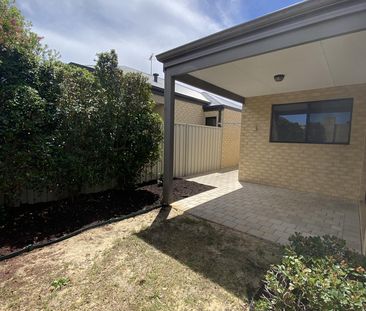 Modern 4-Bedroom Family Home – Convenient Location & Low Maintenanc... - Photo 6