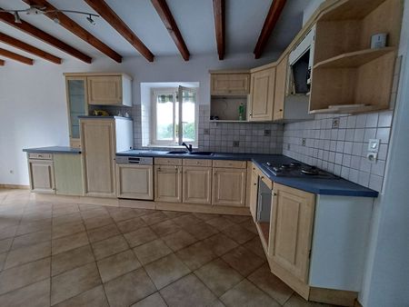 Location Maison 5 pièces 137m² - Photo 5