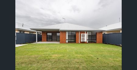 Spectacular Family Home in Great Location - Photo 4