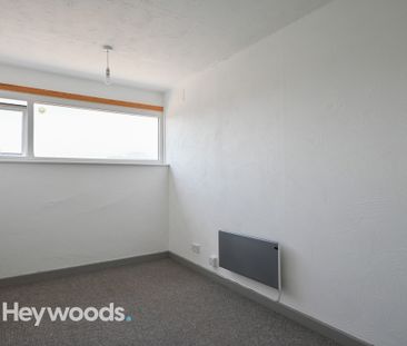 2 bed apartment to rent in 2 Bedroom Flat Bridge Court, Stone Road,... - Photo 1