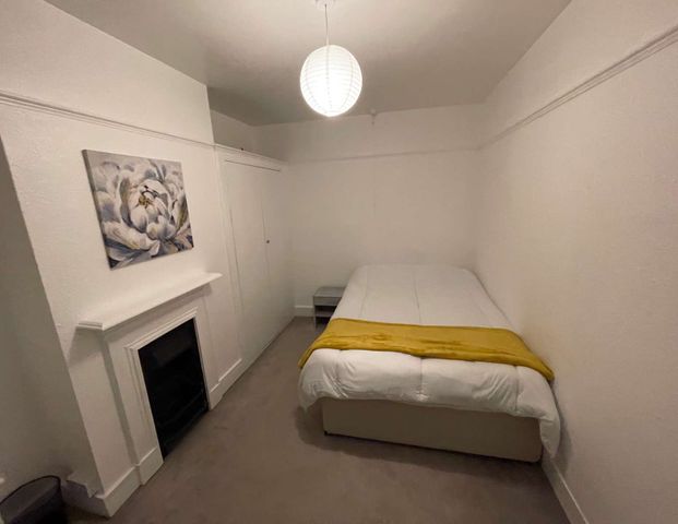 Newly Renovated Co-living Home | No deposit - Photo 1