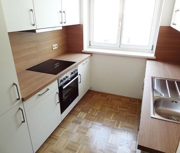 Gemütliche Mietwohnung mit neuer Einbauküche, Terrasse und Lift, in... - Photo 5