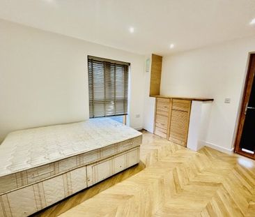 Marston Croft, Southam, CV47 - Photo 3