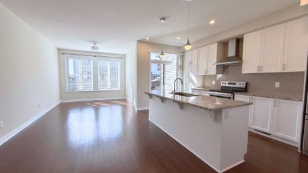 For Lease - 90 NEPETA Crescent, Blossom Park - Airport and Area, Ontario - Photo 3