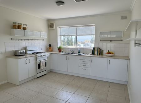 Coastal Living with Uninterrupted Ocean Views! - Photo 2