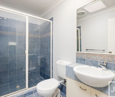 Spacious Bayside Townhouse - Photo 1