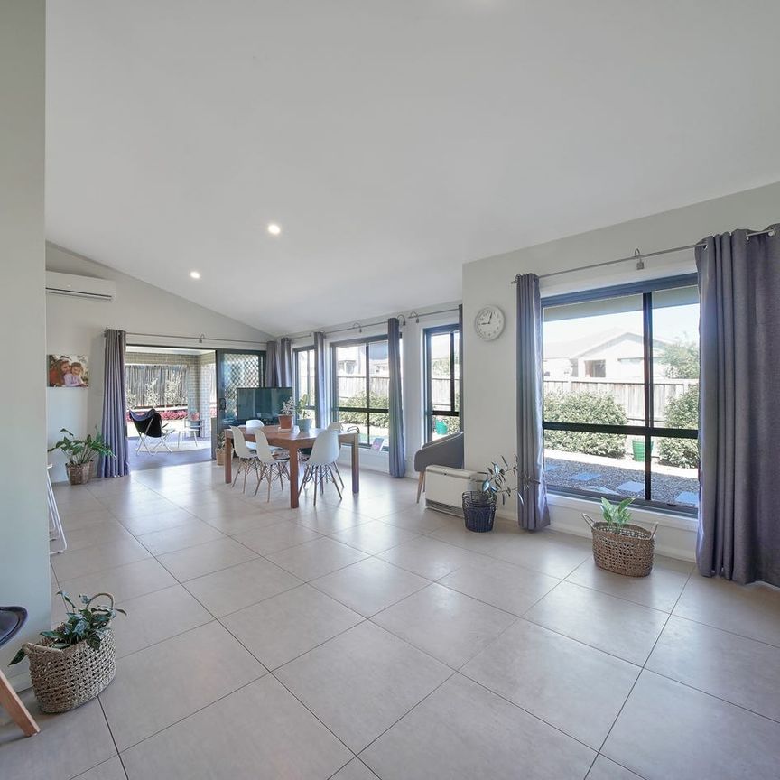 Modern Family Home with Multiple Living Spaces & Double Garage - Photo 1