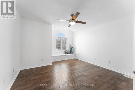 221 KOHILO CRESCENT - Photo 2