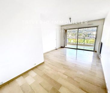 Location Appartement 1 pièce 31m² CANNES 06400 - Photo 4