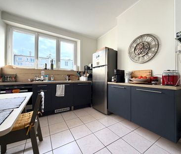 Location Appartement 4 pièces 119m² BREST 29200 - Photo 6