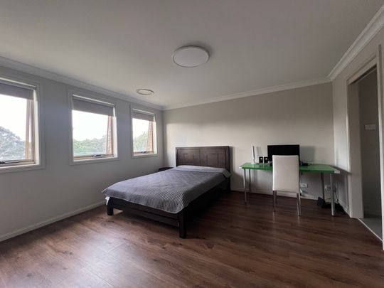 Gladesville - Photo 1