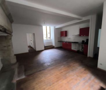 Location Appartement 4 pièces 70m² TULLE 19000 - Photo 4