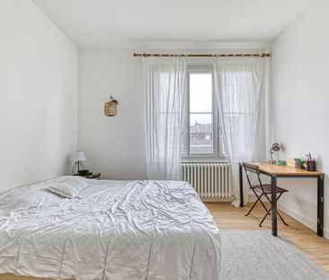 Location Appartement 4 pièces Meublé 88m² ANGERS 49000 - Photo 3