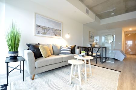 For Lease - 8 Hillsdale Avenue Unit# 622, Toronto, Ontario - Photo 2