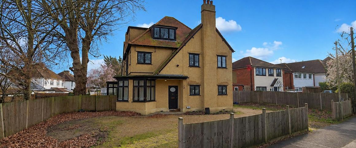 Green Lane, Shepperton TW17, London - Photo 1