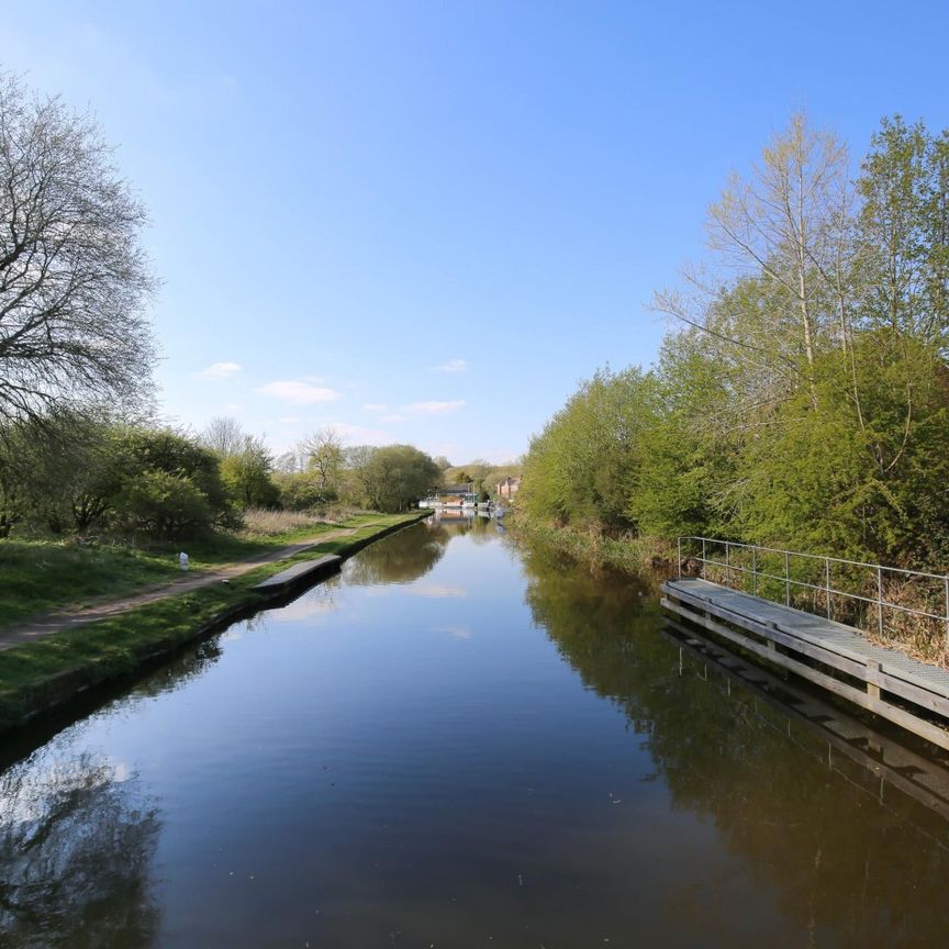 Herons Wharf, Appley Bridge, Wigan, Lancashire, WN6 9ET - Photo 1