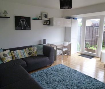 Wordsworth Avenue, Newport Pagnell, Buckinghamshire - Photo 3