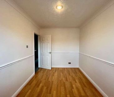 Old Oaks, Waltham Abbey, EN9 - Photo 5