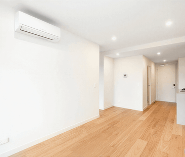 Modern, Low Maintenance Living in a Prime Location - Photo 6