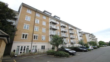 Hurley House, 31 Park Lodge Avenue, West Drayton, UB7 - Photo 3