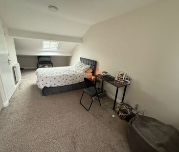 Flat 2, St Thomas Road, Preston - Photo 3