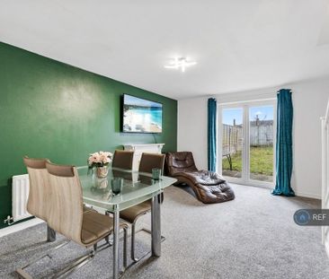 2 bedroom terraced house to rent - Photo 1