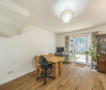 Oakshaw Road, SW18, London - Photo 6