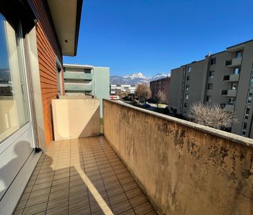 2.5 pièces en duplex avec cachet - Photo 2