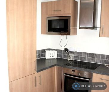 1 bedroom flat to rent - Photo 3