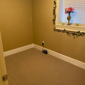 Move In Now -2 Bedrm Suite Fraser Heights - Photo 1