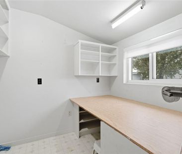 For Lease - 92 Gary Avenue, Hamilton, Ontario - Photo 5
