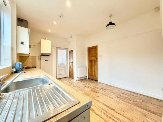 2 bedroom semi-detached house to rent - Photo 1