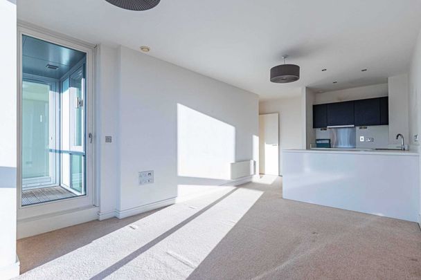 2 bed Flat for rent - Photo 1